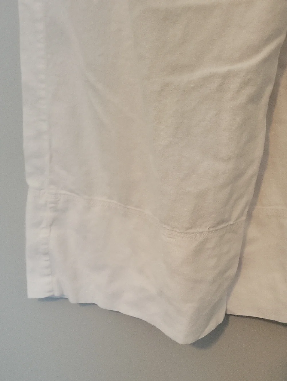 White Wide-Leg Crop Women’s Pants - Picture 4 of 4